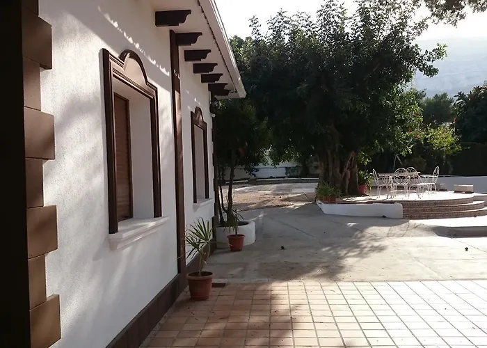 Chabola