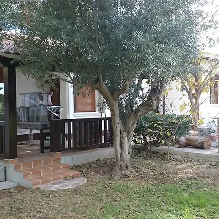 بيت للعطل Chabola *